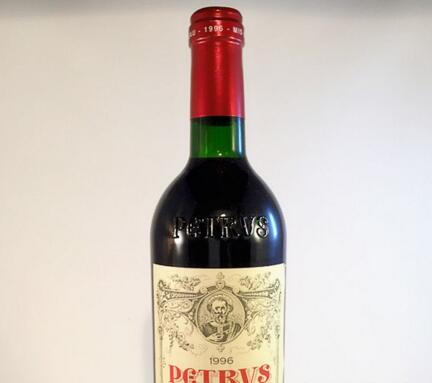 柏图斯庄园1996，最适合佐餐的顶级红酒