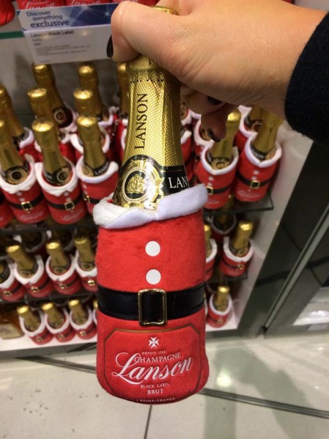 岚颂香槟发布圣诞节系列香槟产品
