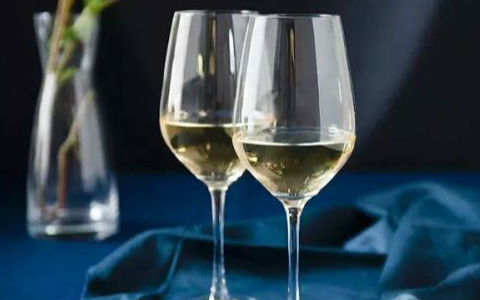 葡萄酒杯的类型有哪些？如何挑选葡萄酒杯？