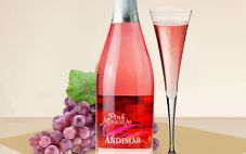 浪漫的桃红香槟是怎样酿造出来的？