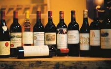 在进行葡萄酒收藏时，需要准备什么？