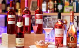 玫瑰红葡萄酒和桃红葡萄酒有什么区别
