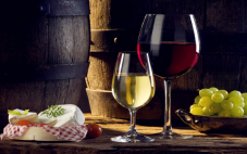 中西方酒文化 葡萄酒文化在中西方的区别 