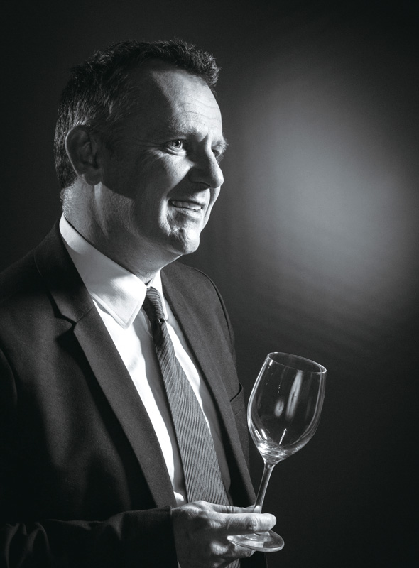 詹姆斯·哈利德：澳大利亚葡萄酒评论家传奇