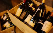 做进口葡萄酒代理形式有哪些？