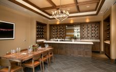 美国帕尔美酒庄在纳帕谷开设品酒室