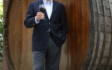 美国华盛顿州圣米歇尔酒庄的CEO宣布退休