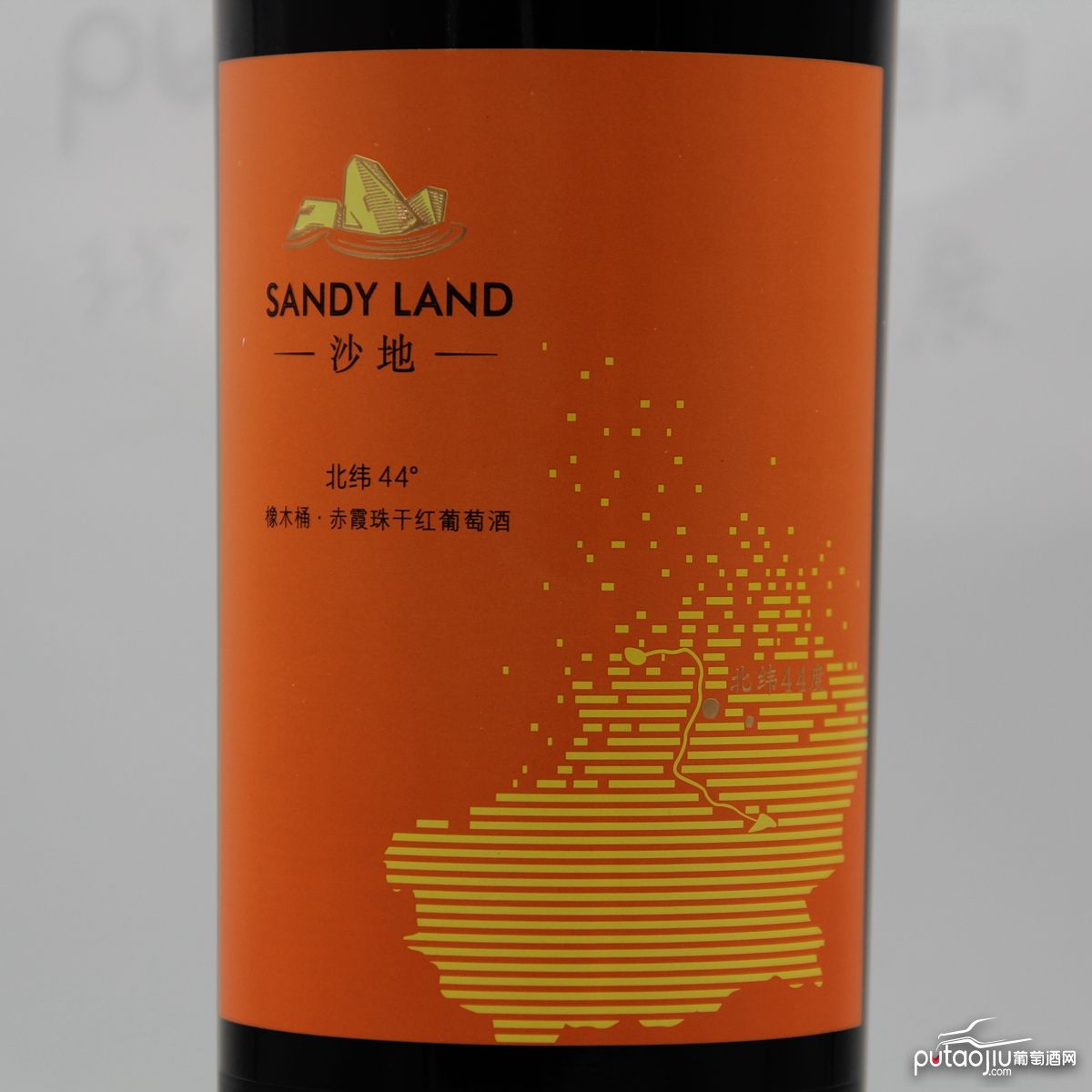 中国新疆产区沙地酒庄 赤霞珠北纬44°橡木桶干红葡萄酒