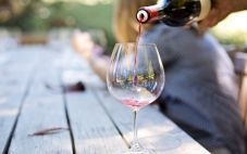 6种常见的葡萄酒缺陷及其气味