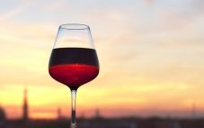 关于葡萄酒你从不知道的10件怪事