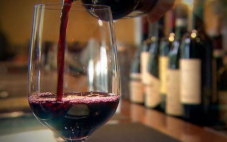 过量的葡萄酒会引起痛风吗？
