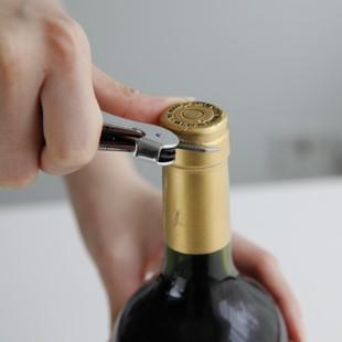 保存一瓶开放的葡萄酒，开红酒的最佳方式