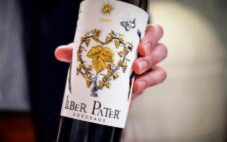 法国丽伯特酒庄发售2015年葡萄酒，每瓶售价高达3万欧元