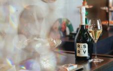玛姆香槟RSRV俱乐部私藏酒窖搬至巴黎玛黑区