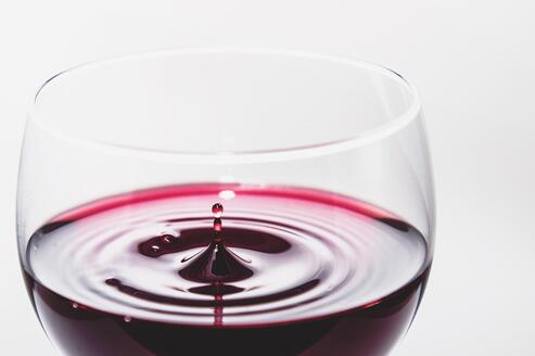 教你简单制作葡萄酒的方法是怎么样的呢？