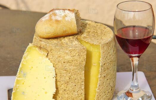 葡萄酒如何配餐？与食物口味平衡是怎么样的呢？