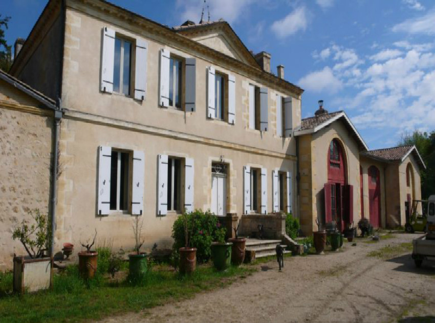 鲁索酒庄Chateau Lusseau Graves