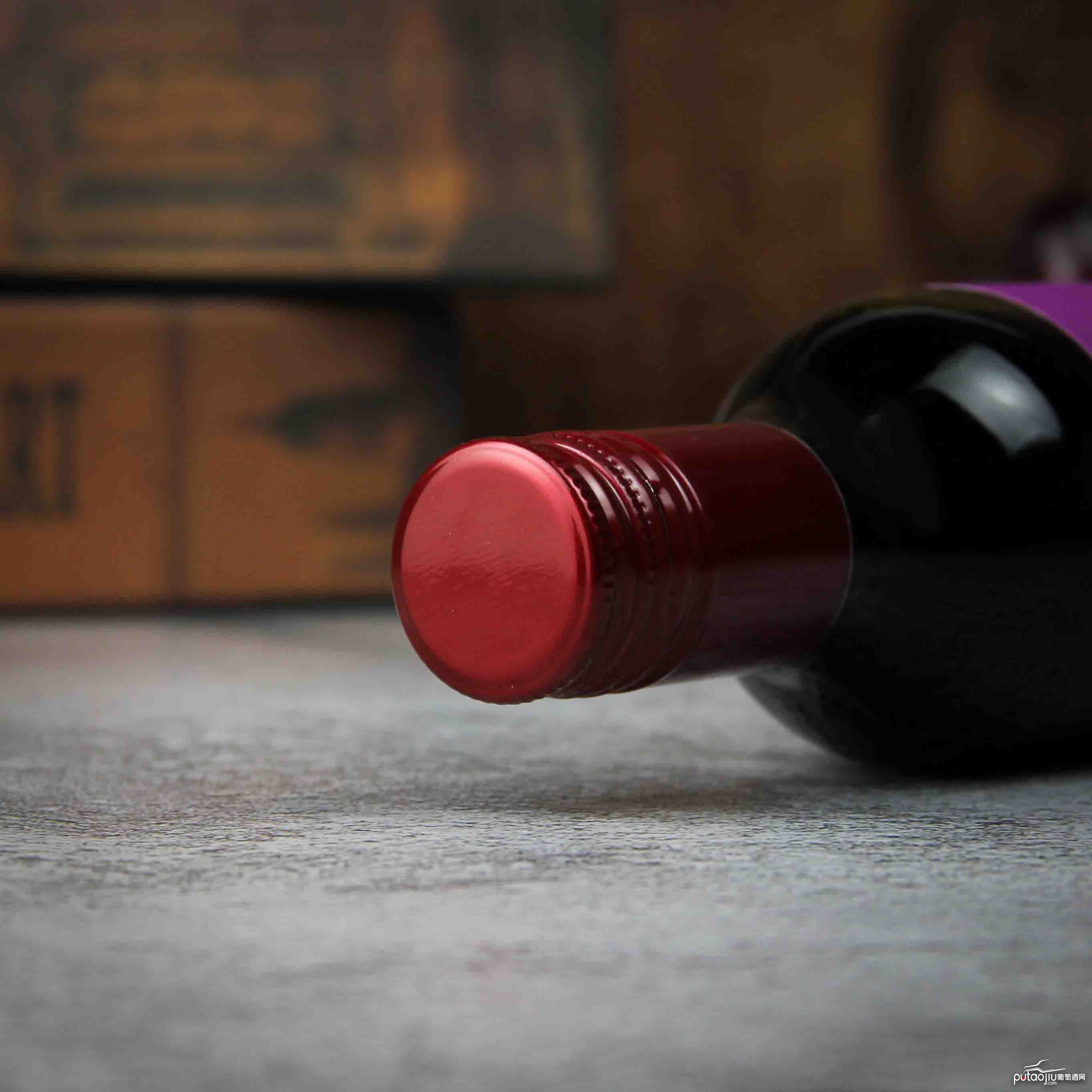 智利拉佩尔谷森林之王马贝克干红葡萄酒（187ML）