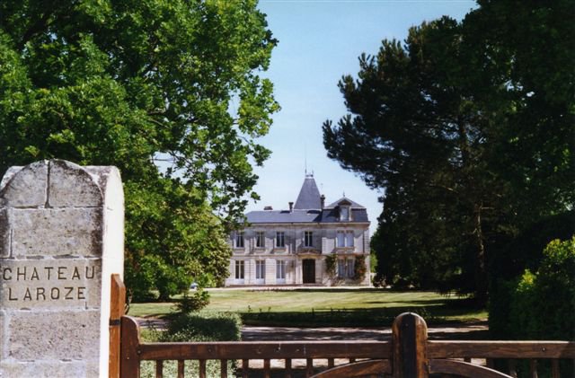 纳鲁斯庄园Chateau Laroze