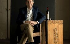 奔富酒庄首席酿酒师皮特·加戈荣获2021年度《醇鉴》名人堂年度人物