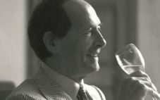 法国泰亭哲香槟酒庄庄主逝世，享年94岁