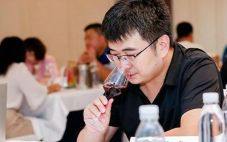 长城葡萄酒“佳威创新工作室”获得“河北省工人先锋号”荣誉称号