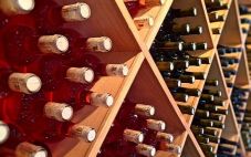 红酒可以放在冰箱冷藏多久？红酒怎么保存？