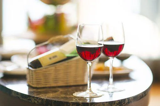 16种单宁含量低的红葡萄酒推荐