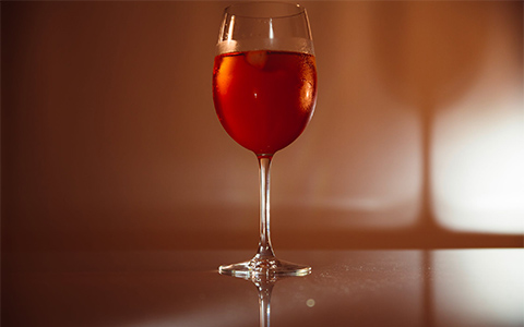 关于秋季养胃 推浓烈的红酒我们知道多少呢？