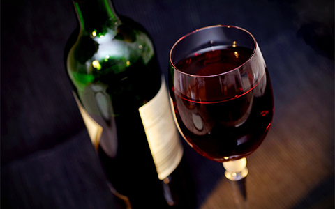 关于喝葡萄酒上头是怎么样的我们了解吗？