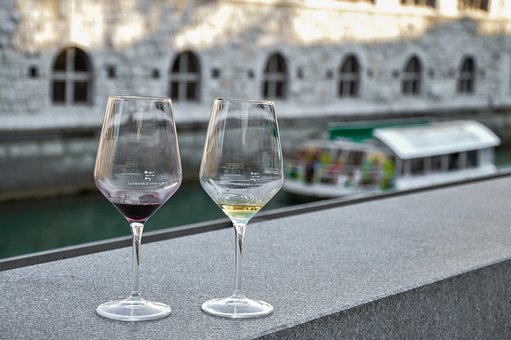 解码10个主要葡萄酒国家的称谓首字母