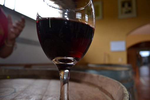 葡萄酒品鉴：从味道到成分是怎么样的呢？